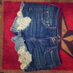 🌻American Eagle shorts